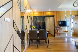 TMS Sea View Building