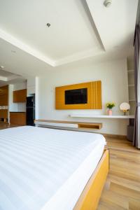 TMS Sea View Building