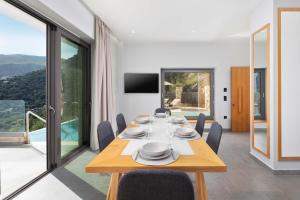 Villa Ouranos by WhiteDream Villas