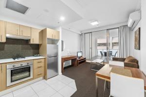 Executive Studio with Balcony room in APX World Square