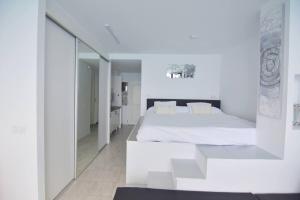 Mirador 20 Sea View By Pride Holiday Rentals