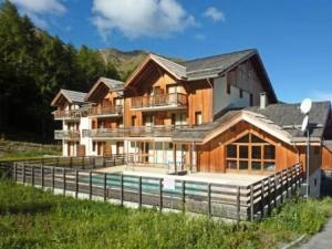 Residence La Combe D Or - Appartement en résidence de standing MAE-0814