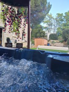 Villas Villa privee, piscine chauffee, jacuzzi et sauna : photos des chambres