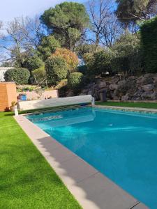 Douceur du Sud , villa privée avec piscine et jacuzzi pour se détendre