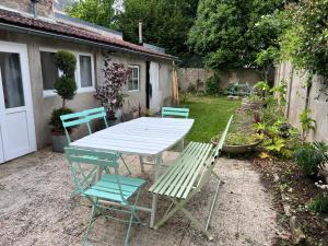 Maison d Albertine, charme, jardin, hyper centre