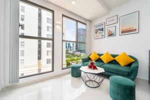 Serene Loft Bitexco View Hana Apart