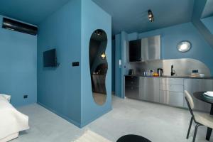 Modern Studio with Air Conditioning Close to the Centre by Noclegi Renters Prestige