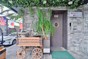 Daegu February Hotel Hwanggeum