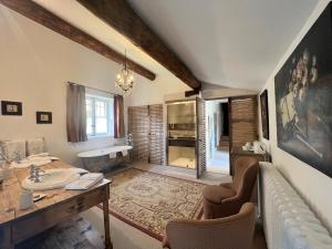 B&B / Chambres d'hotes Villa Hautvallon - Peaceful Escape in Provence : photos des chambres