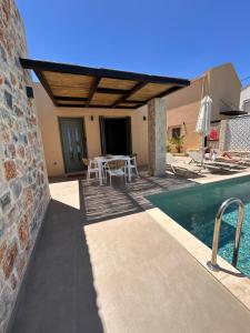 Kefalas Luxury Villas Stavlos with Private Pool