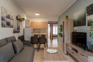 Kosmos Service Apartment Family 4D