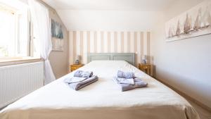 Villas L-Ecrin d-Ernest - Maison avec Charme- Exterieur : photos des chambres