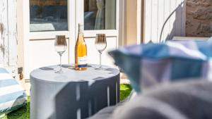 Villas L-Ecrin d-Ernest - Maison avec Charme- Exterieur : photos des chambres