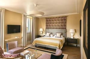 Junior Suite room in Rocco Forte Hotel De Russie