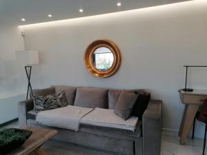 The Lop Athens Holidays Luxury Suites