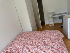 Appartements residence Agen2 : Chambre Double - Vue sur Jardin