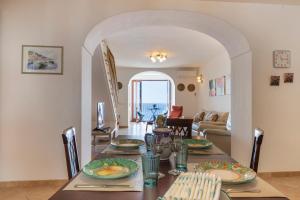 Sea Whisper Home -Sunset, Sea, Easy Stay, Shops