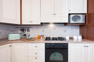 Sea Whisper Home -Sunset, Sea, Easy Stay, Shops