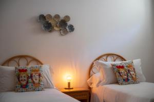 Sea Whisper Home -Sunset, Sea, Easy Stay, Shops