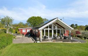 Gorgeous Home In Hadsund With Sauna