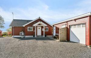 Gorgeous Home In Hadsund With Sauna