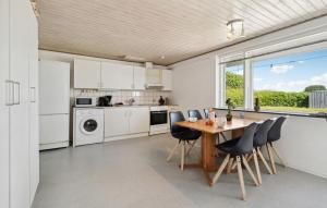 3 Bedroom Beautiful Home In Sydals