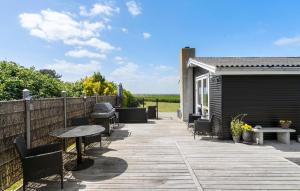 2 Bedroom Amazing Home In Martofte