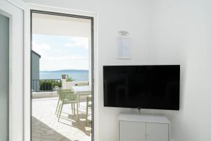 Mekenzi - new apartments by the sea