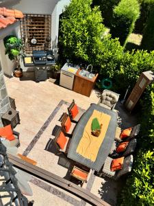 Sunyear Guest Houses 2