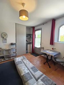 B&B / Chambres d'hotes Le fare tchanque chambre cuisine d'ete 2 pers : photos des chambres