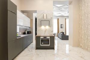 Extravagant & Modern Grand Suite in the Center of Budapest