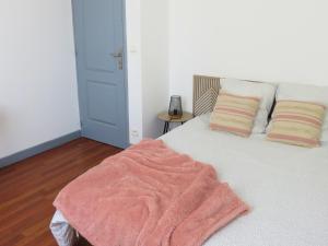Appartements Appartement renove 2 chambres 55m2 Parking Prive et Wifi : photos des chambres