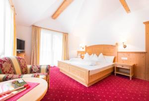 Junior Suite (2 Adults)