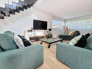 3392-Magnifique villa avec piscine privative