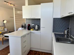 Heritage Meets Style Apt with Mountain View