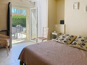 Maisons de vacances Mazet en pierres pour 6 personnes-3 chambres-piscine : photos des chambres