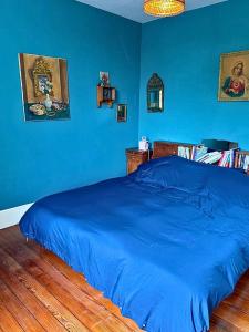 Maison cosy 12 pers, jardin & parking privé