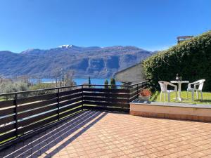 SunsetView - Lake Como swimming pool and garden