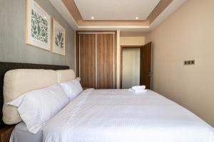 Spacious & Central 3 bedrooms-Casablanca Center