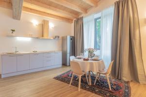 Luxury Apartments in Villa Cardinal Ciceri by RentComo