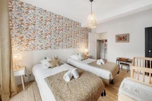 LE ROCHER- Belle maison de charme -JardinParking