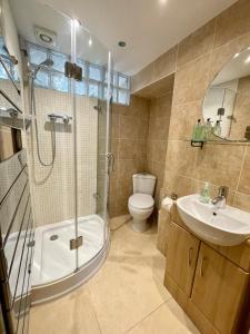 Salisbury Garden Apartment 3 beds 2 baths