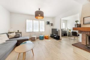 Maisons de vacances La Maison Mariotte, 3 chambres, parking exterieur : Appartement