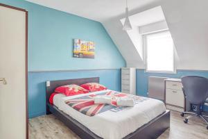 Maisons de vacances L-Escapade, grande maison, piscine et jardin : photos des chambres