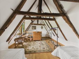 Maisons de vacances Piscine et domaine arbore partages - maison pour 4 : photos des chambres