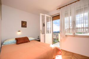 Apartman Gordana with balcony and parking