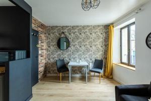 Appartements La Brise- Joli T2 renove - Vue Mer - 1 chambre : photos des chambres
