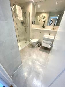 Central Haven in New Town-2 bedrooms, 2 bathrooms