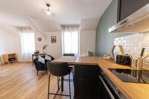 Appartements Coquelin - Joli appartement renove : photos des chambres