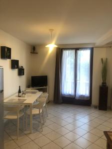 Appartement T2 40 m2 Henri IV Centre-ville,1 chambre parking et balcon